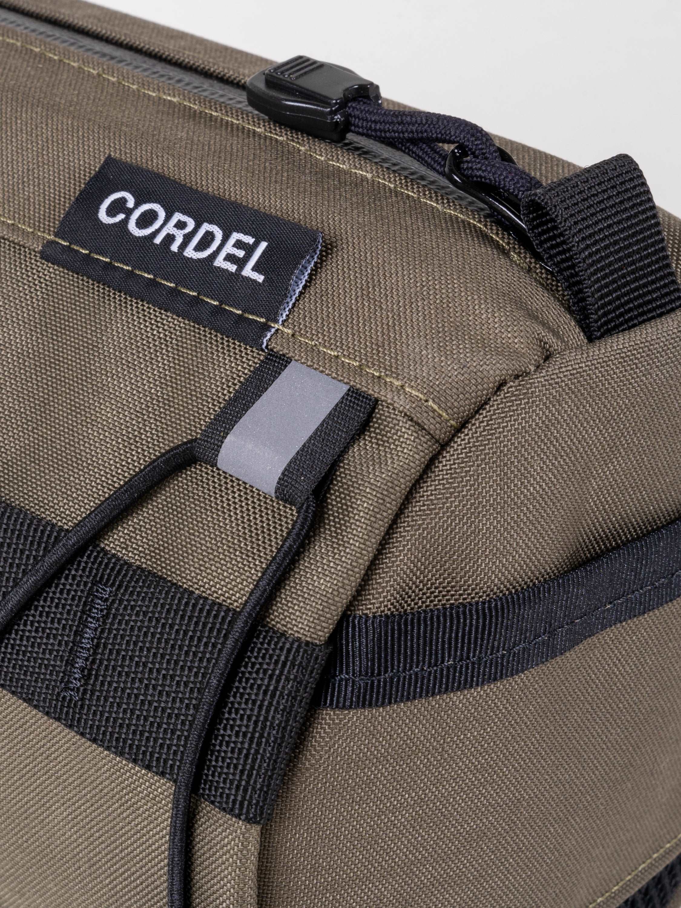 Cordel + The Service Course: 2.5L Bar Bag - Olive